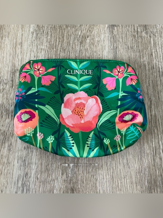 Clinique Handbags - Clinique Floral Makeup Bag Cosmetic Travel Pouch Green Pink Tropical Flower